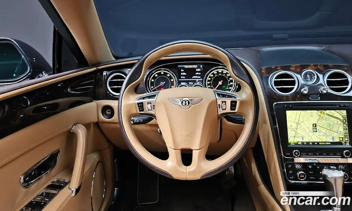 Bentley Flying Spur 2018 4.0 гидро, фото 13