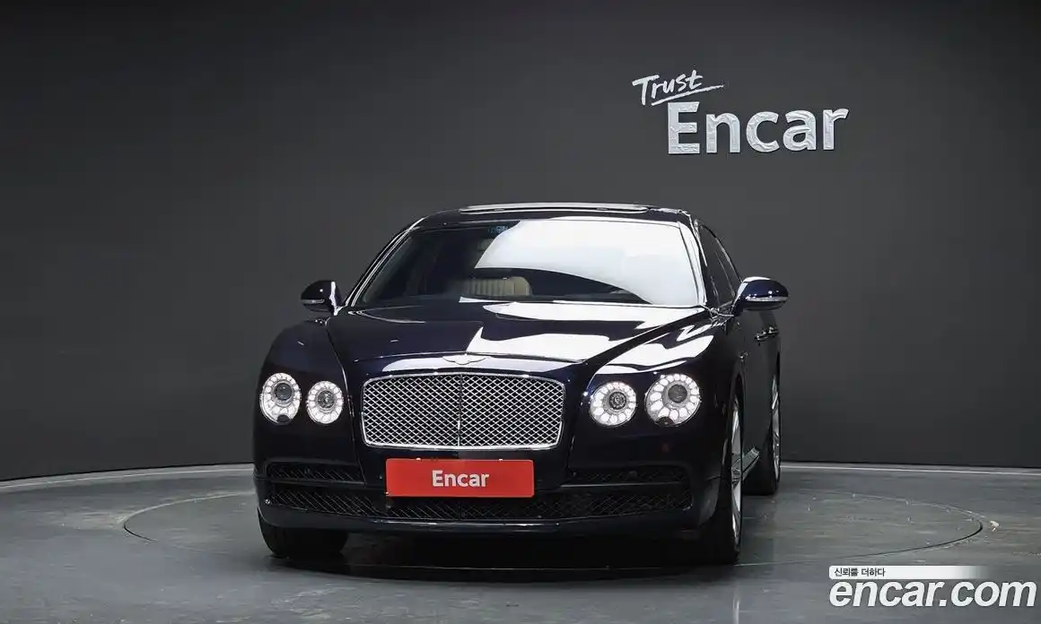 Bentley Flying Spur 2018 4.0 гидро, фото 3