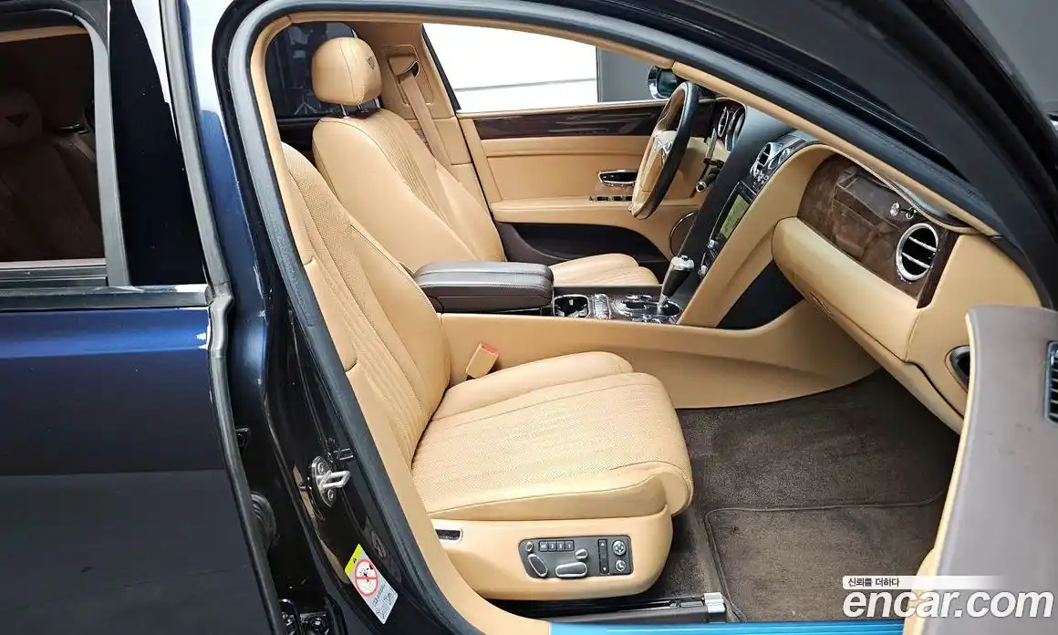 Bentley Flying Spur 2018 4.0 гидро, фото 10