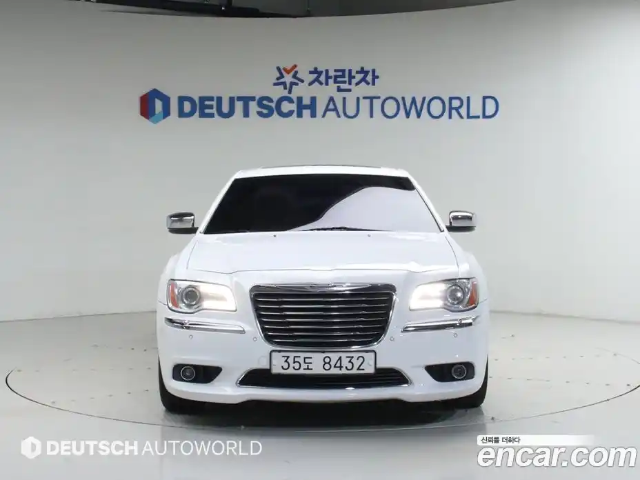 Chrysler 300C 2013 3.0 гидро, фото 3