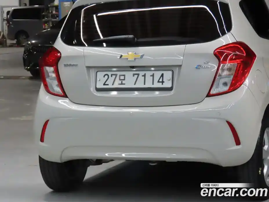 Chevrolet Spark 2017 1.0 автомат (гидро), фото 17