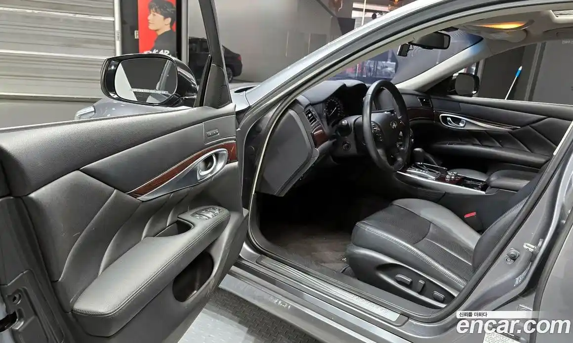 Infiniti Q70 2015 3.0 гидро, фото 11