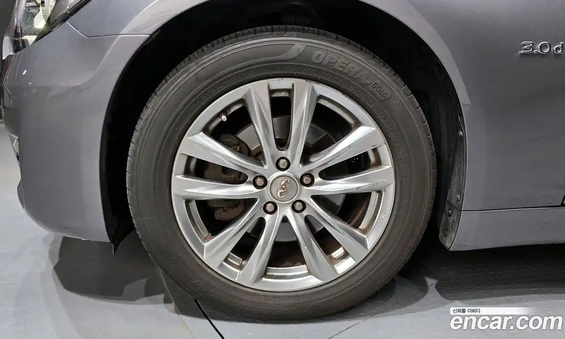Infiniti Q70 2015 3.0 гидро, фото 5