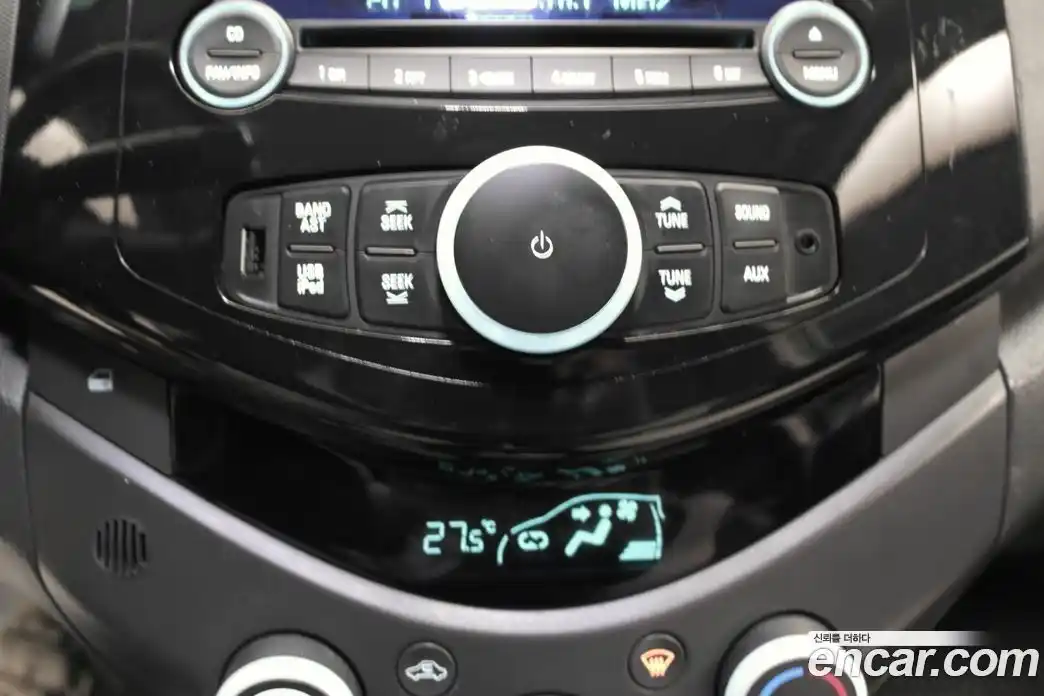 Chevrolet Spark 2012 1.0 автомат (гидро), фото 17