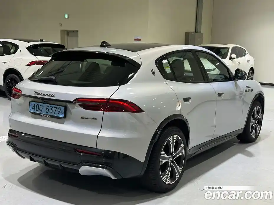 Maserati Grecale 2025 0.3 гидро, фото 2