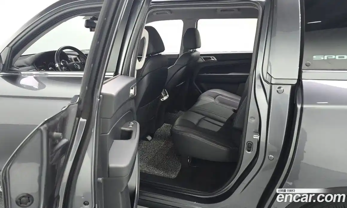SsangYong Rexton 2018 2.2 автомат (гидро), фото 16