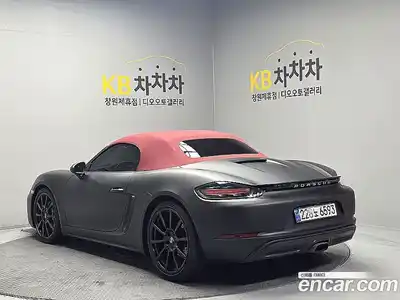 Porsche 718 2018 2.0 автомат (гидро), миниатюра 3