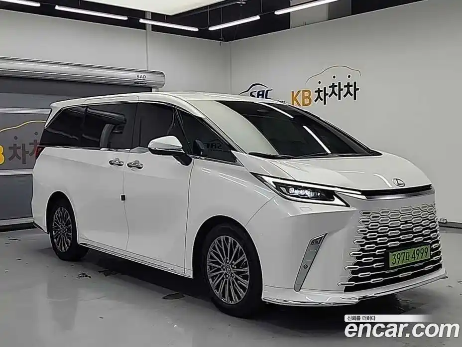 Lexus LM 2025 2.4 гидро, фото 4