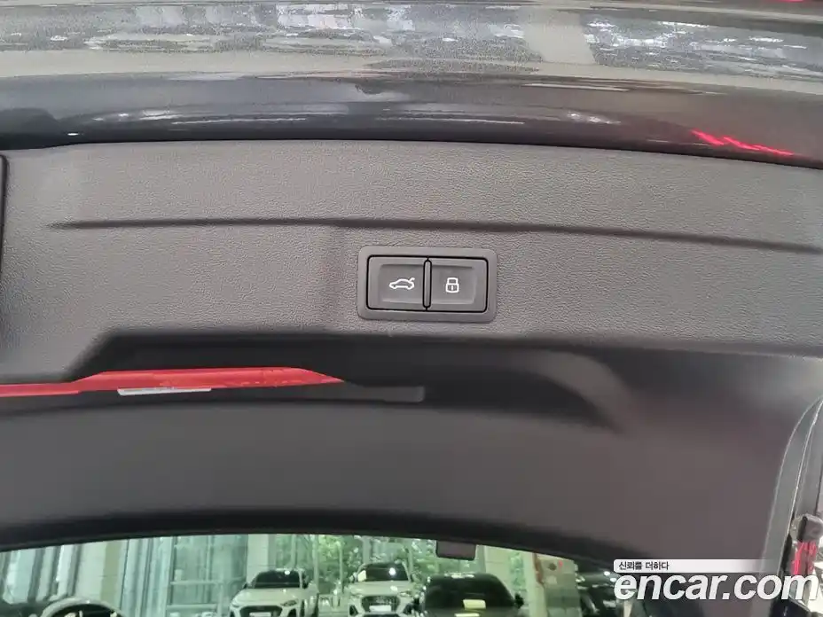 Audi A5 2025 2.0 автомат (гидро), фото 12