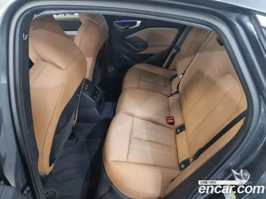 Audi A5 2025 2.0 автомат (гидро), фото 17