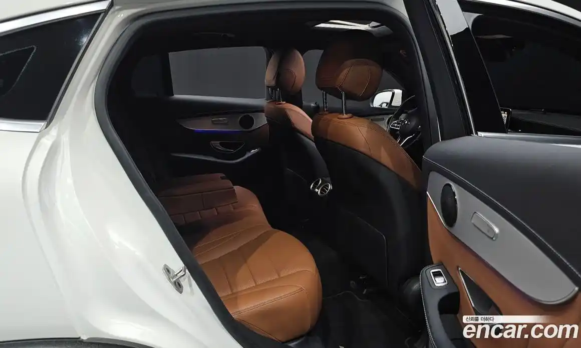 Mercedes-Benz GLC-Class 2023 1.9 гидро, фото 15