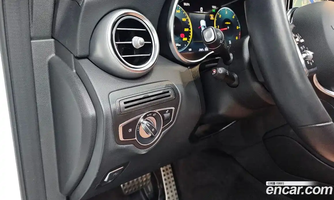 Mercedes-Benz GLC-Class 2023 1.9 гидро, фото 27