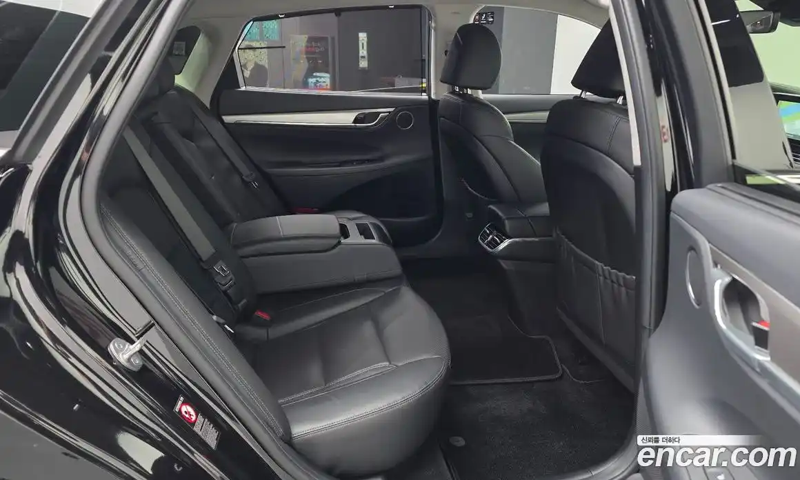 Hyundai Grandeur 2022 2.4 автомат (гидро), фото 16