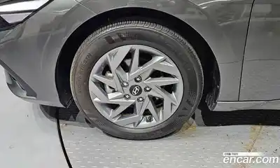 Hyundai Avante 2023 1.6 автомат (гидро), миниатюра 5