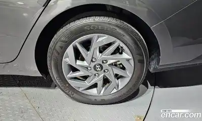 Hyundai Avante 2023 1.6 автомат (гидро), миниатюра 7