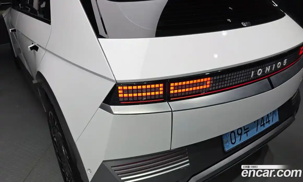Hyundai Ioniq 5 2024 0.1 автомат (гидро), фото 9