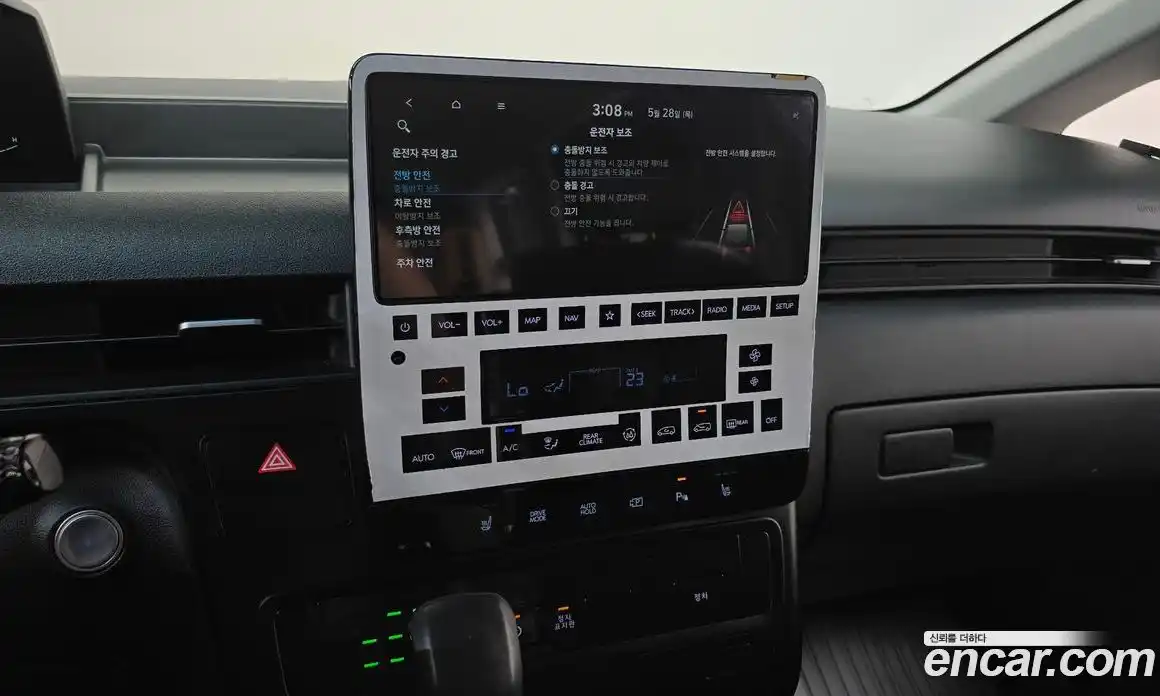 Hyundai Staria 2022 3.5 автомат (гидро), фото 14