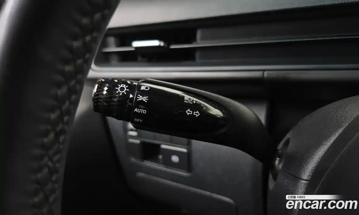 Hyundai Staria 2022 3.5 автомат (гидро), фото 19