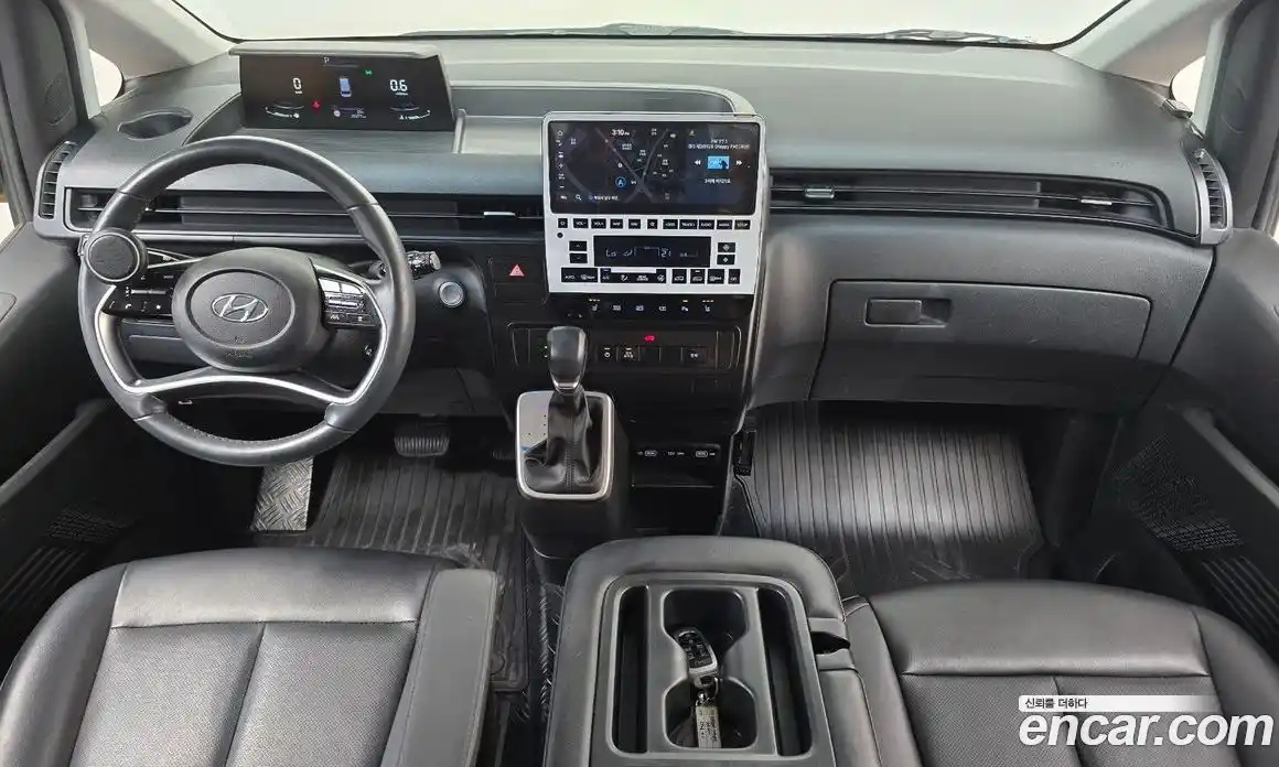 Hyundai Staria 2022 3.5 автомат (гидро), фото 7