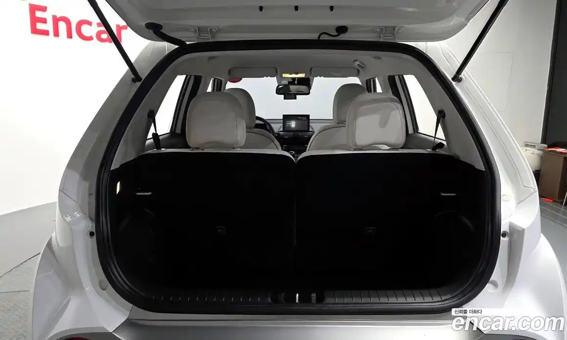 Hyundai Casper 2023 1.0 автомат (гидро), фото 27