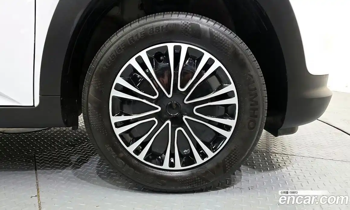 Hyundai Casper 2023 1.0 автомат (гидро), фото 7