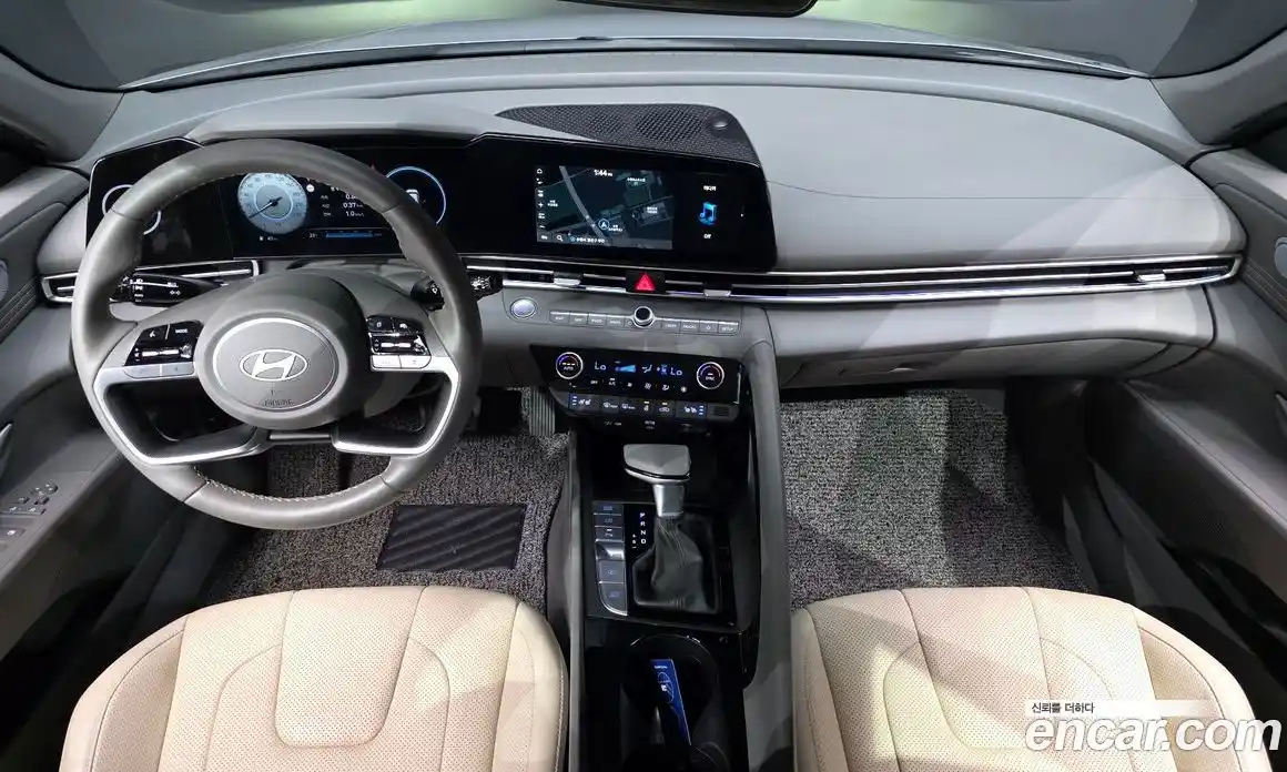 Hyundai Avante 2024 1.6 автомат (гидро), фото 10