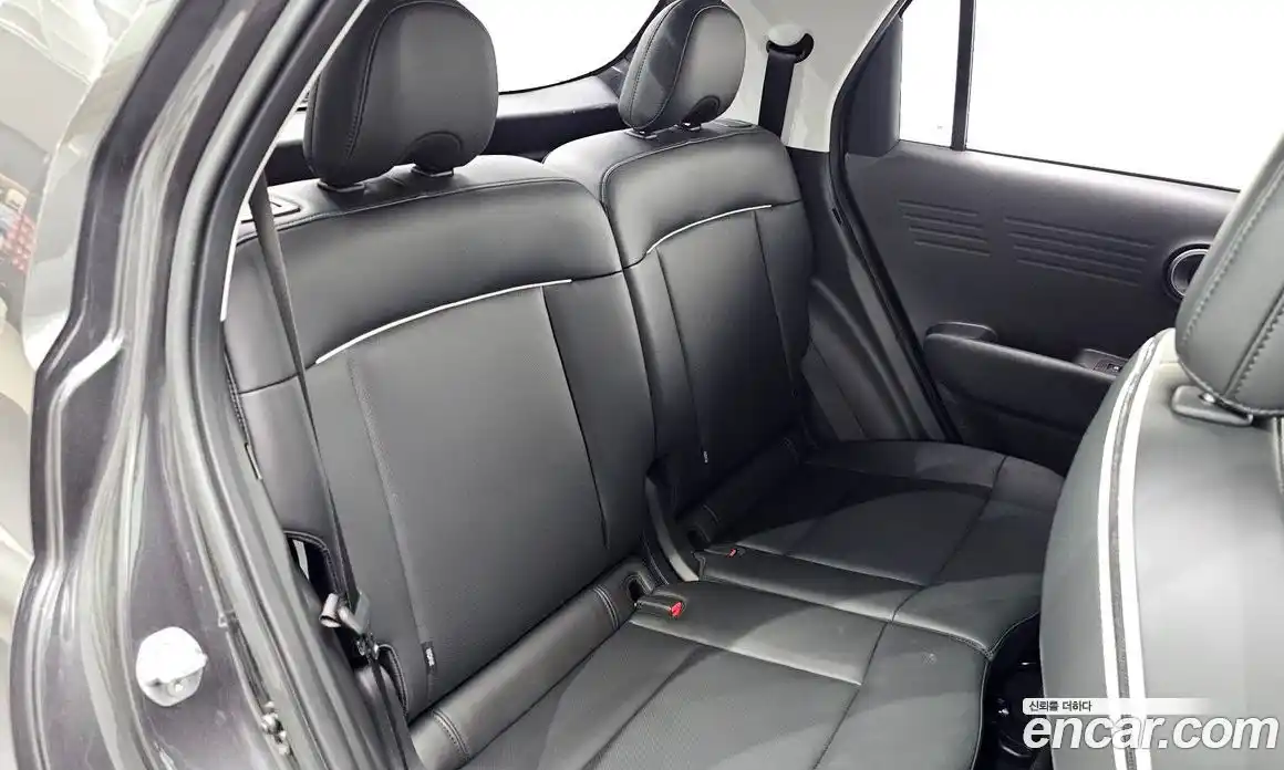 Hyundai Casper 2024 1.0 автомат (гидро), фото 30