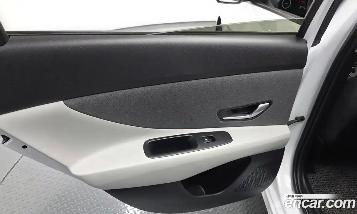 Hyundai Avante 2021 1.6 автомат (гидро), фото 15