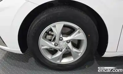 Hyundai Avante 2021 1.6 автомат (гидро), миниатюра 5