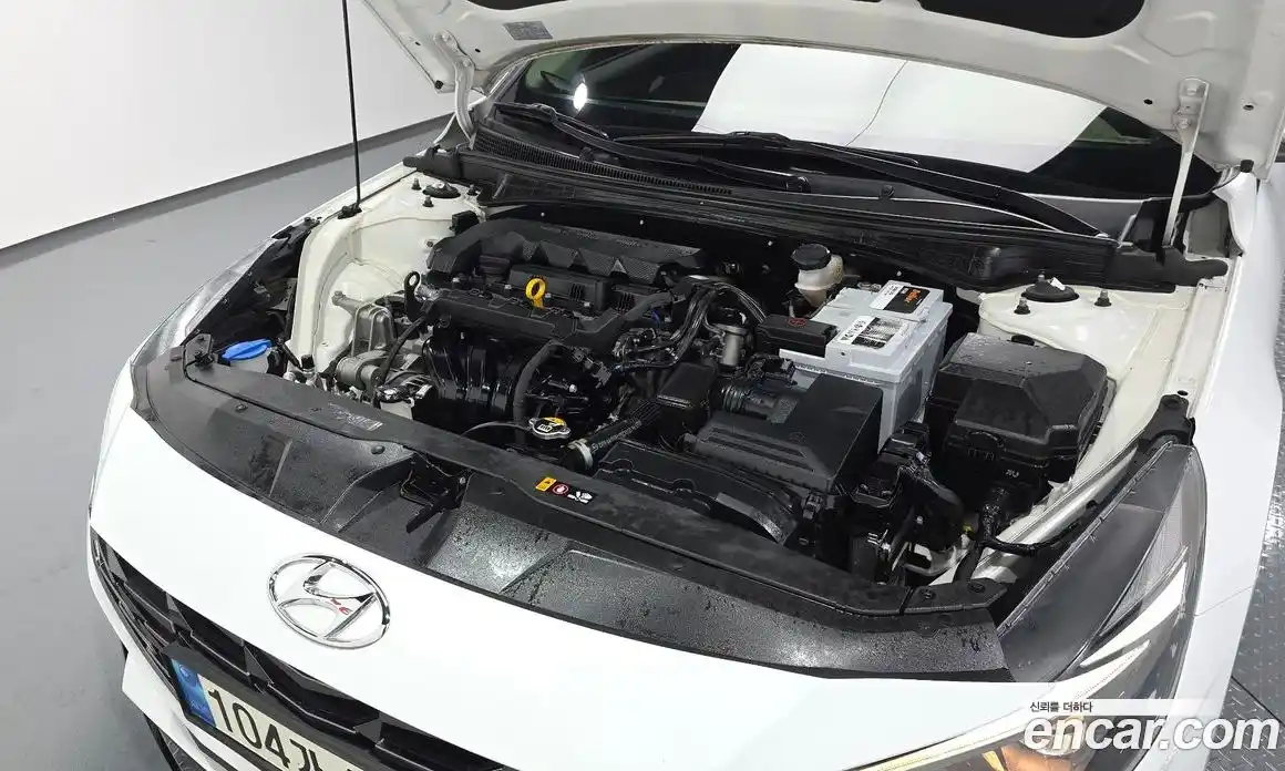 Hyundai Avante 2021 1.6 автомат (гидро), фото 6