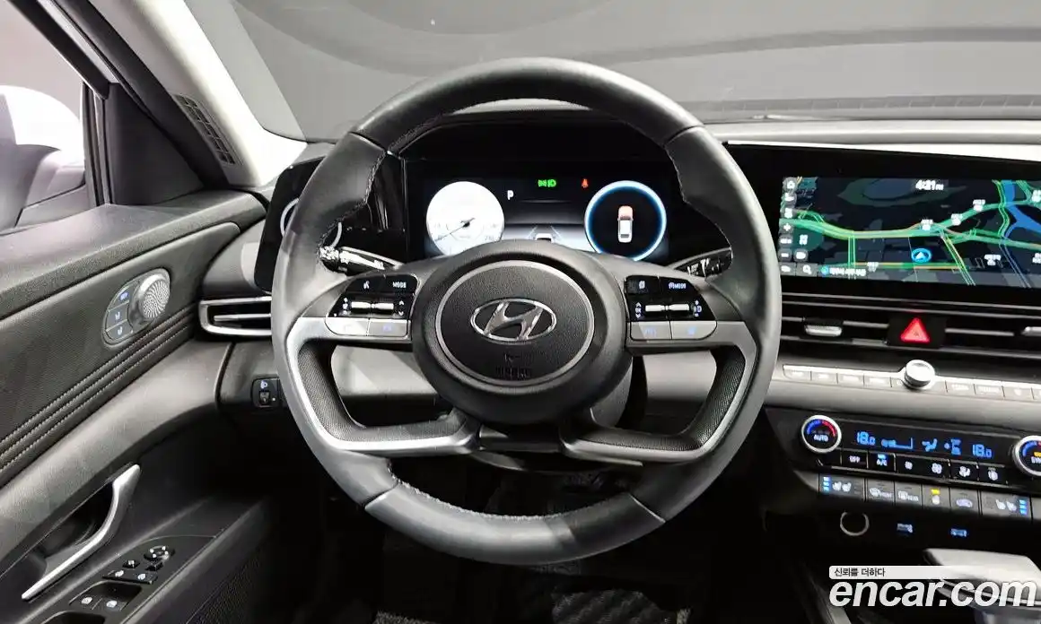 Hyundai Avante 2022 1.6 автомат (гидро), фото 12