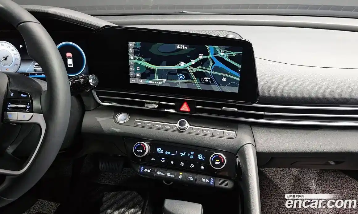 Hyundai Avante 2022 1.6 автомат (гидро), фото 14