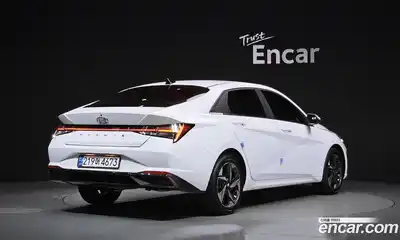 Hyundai Avante 2022 1.6 автомат (гидро), миниатюра 2