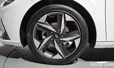 Hyundai Avante 2022 1.6 автомат (гидро), миниатюра 5