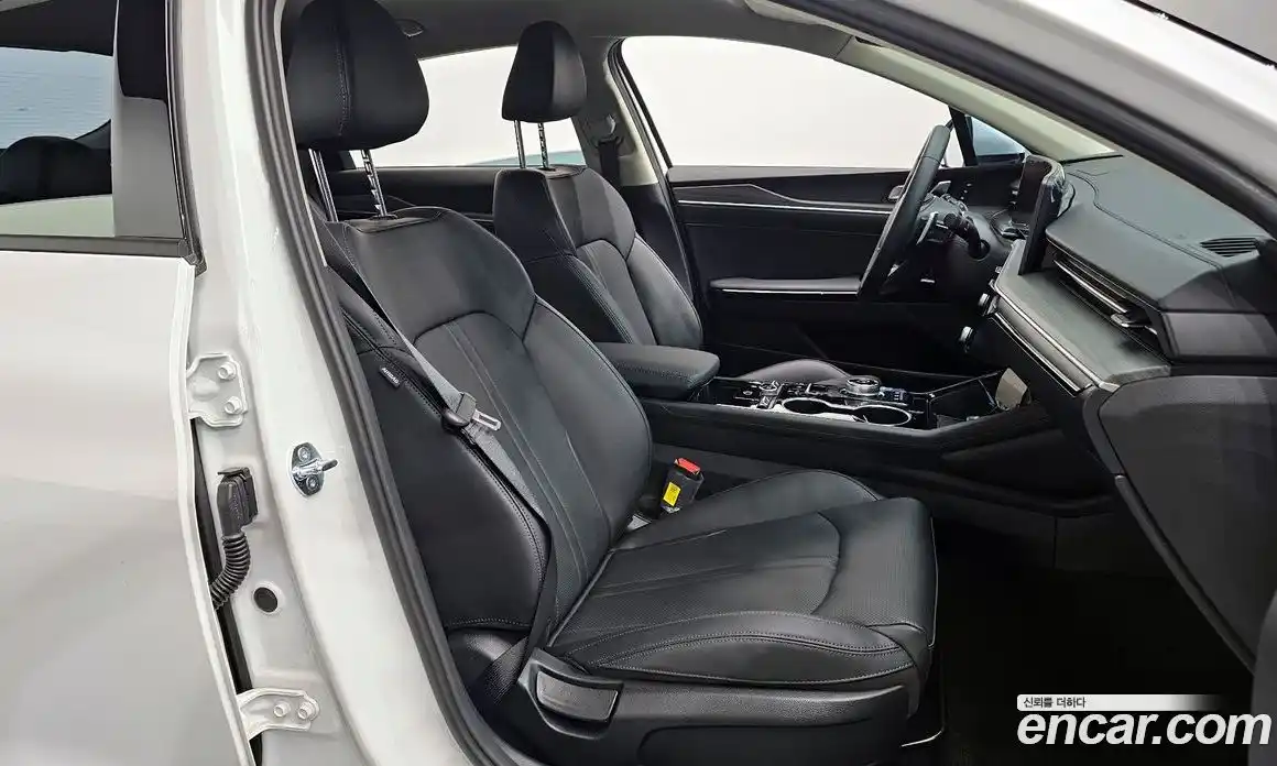 Kia K5 (Optima) 2025 2.0 автомат (гидро), фото 16