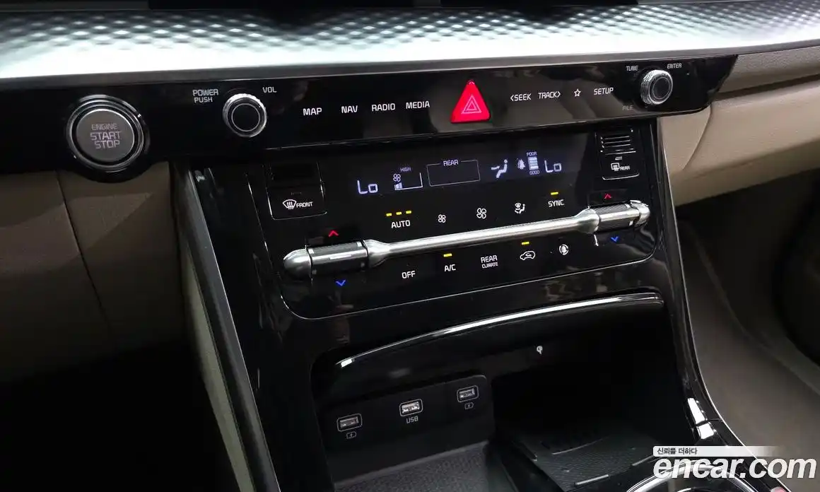 Kia Carnival 2021 3.5 автомат (гидро), фото 22