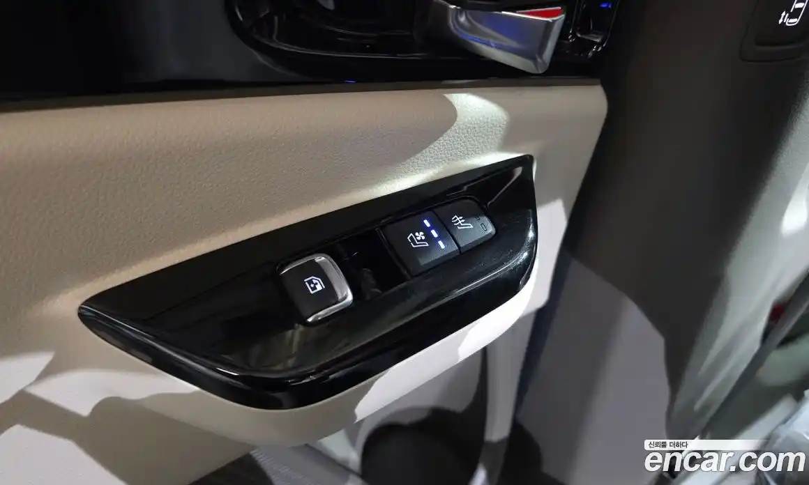 Kia Carnival 2021 3.5 автомат (гидро), фото 24