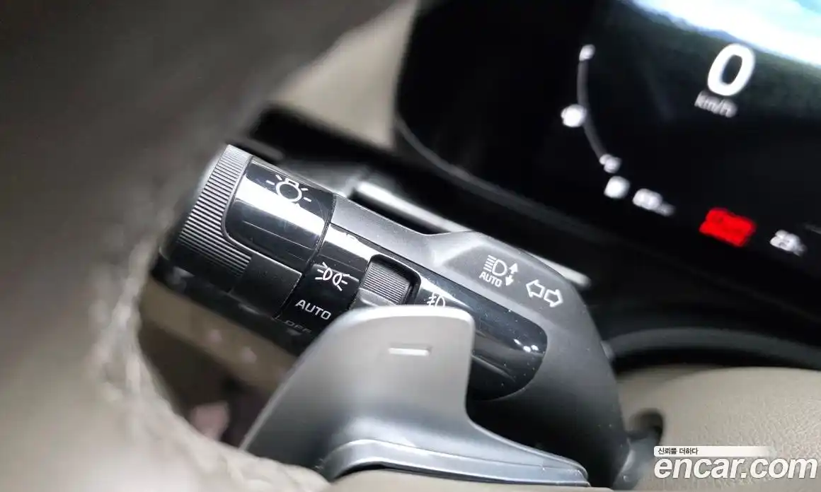 Kia Carnival 2021 3.5 автомат (гидро), фото 27