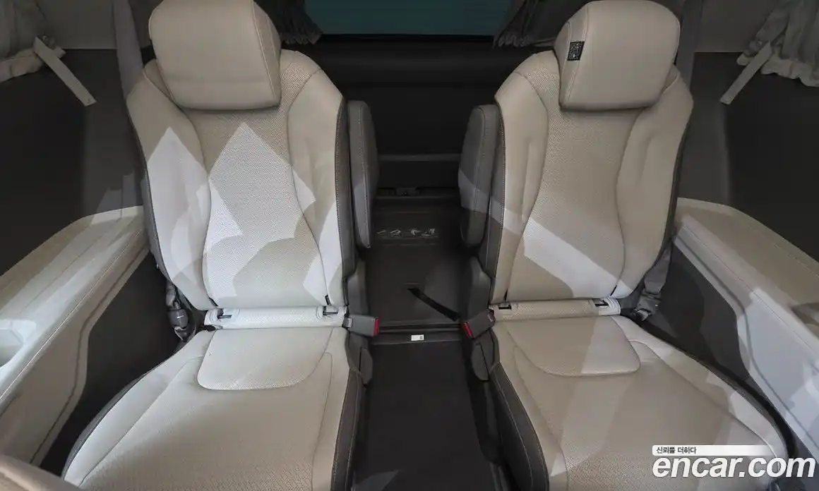 Kia Carnival 2021 3.5 автомат (гидро), фото 36