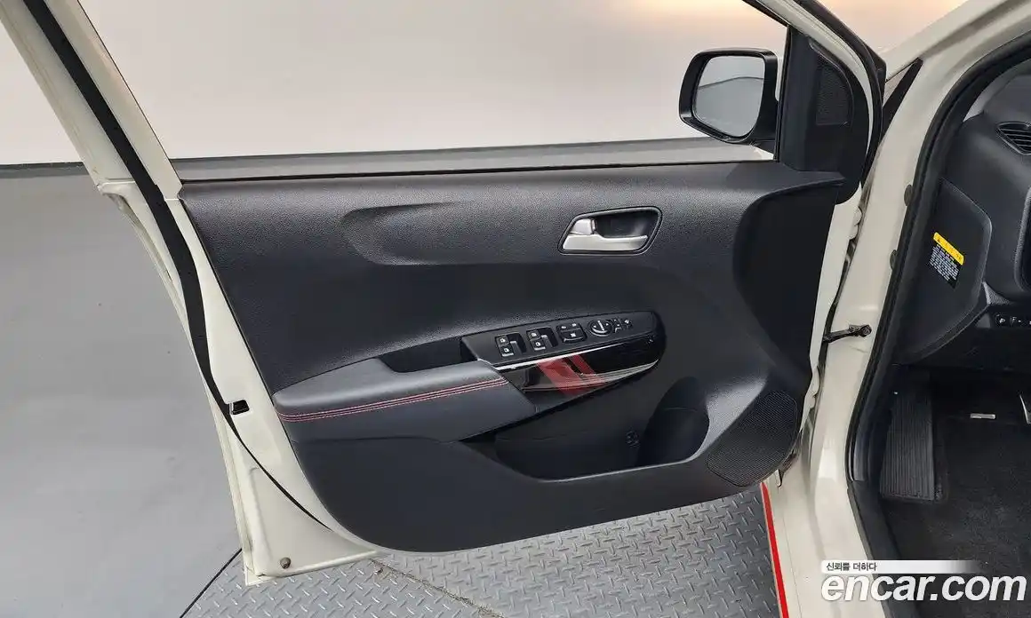 Kia Morning 2018 1.0 автомат (гидро), фото 13