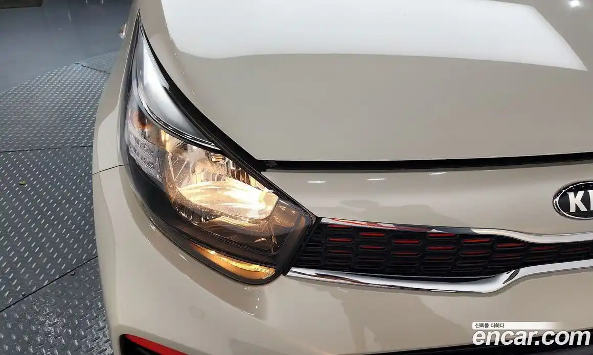 Kia Morning 2018 1.0 автомат (гидро), фото 7