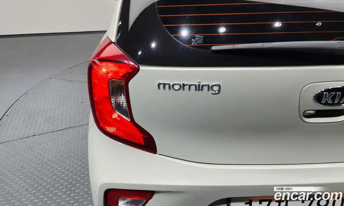 Kia Morning 2018 1.0 автомат (гидро), фото 8