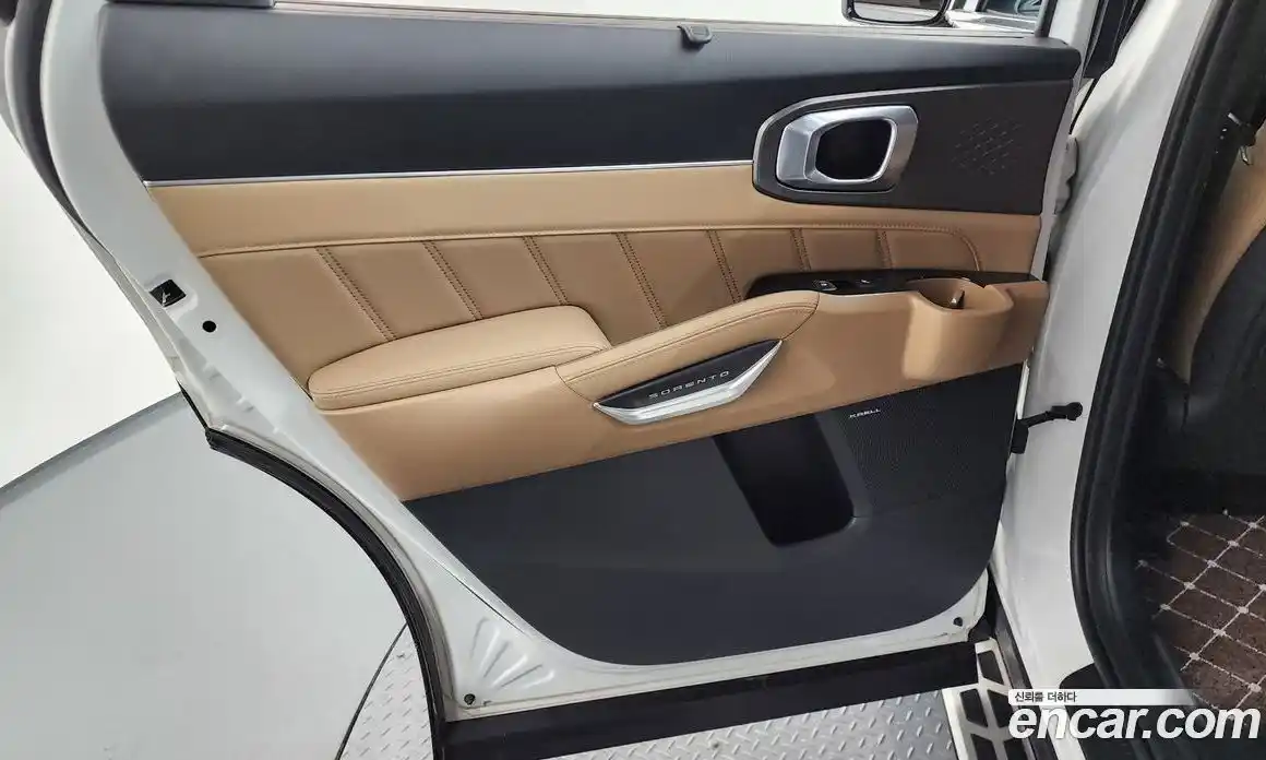 Kia Sorento 2025 1.6 автомат (гидро), фото 15