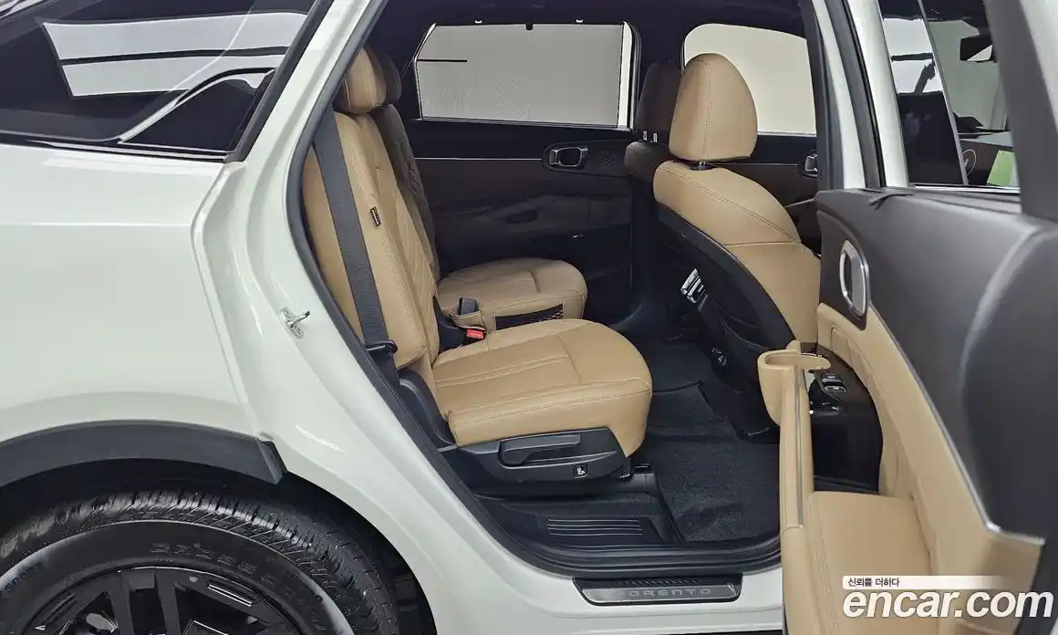 Kia Sorento 2024 1.6 автомат (гидро), фото 17