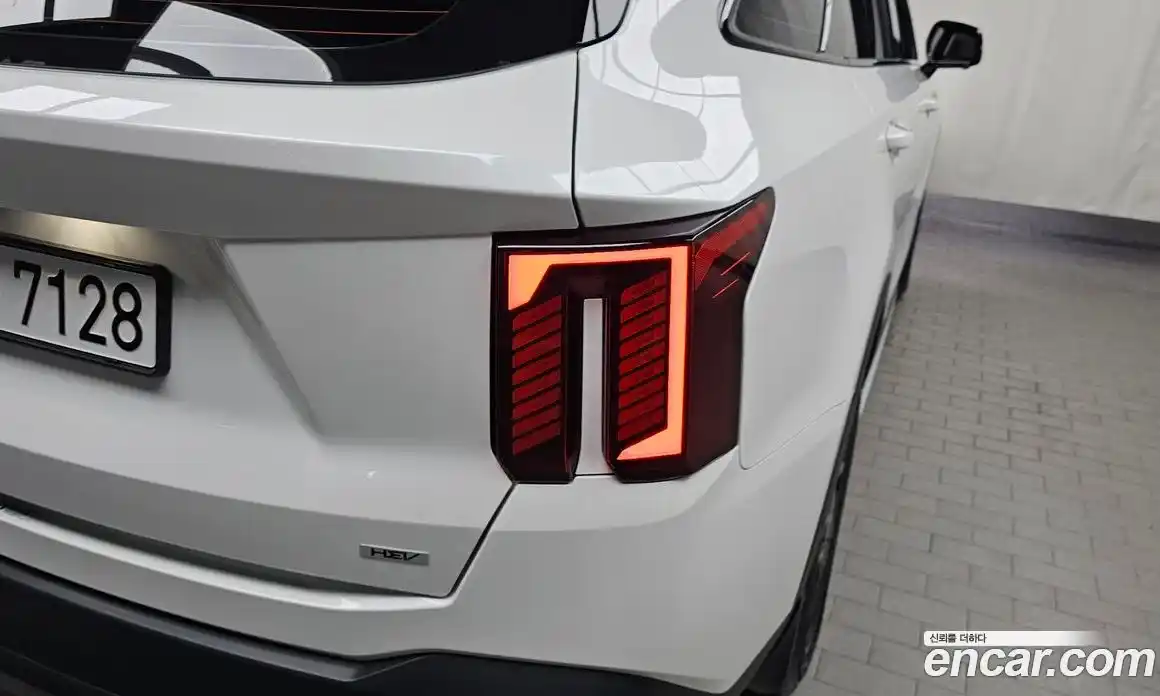 Kia Sorento 2024 1.6 автомат (гидро), фото 9