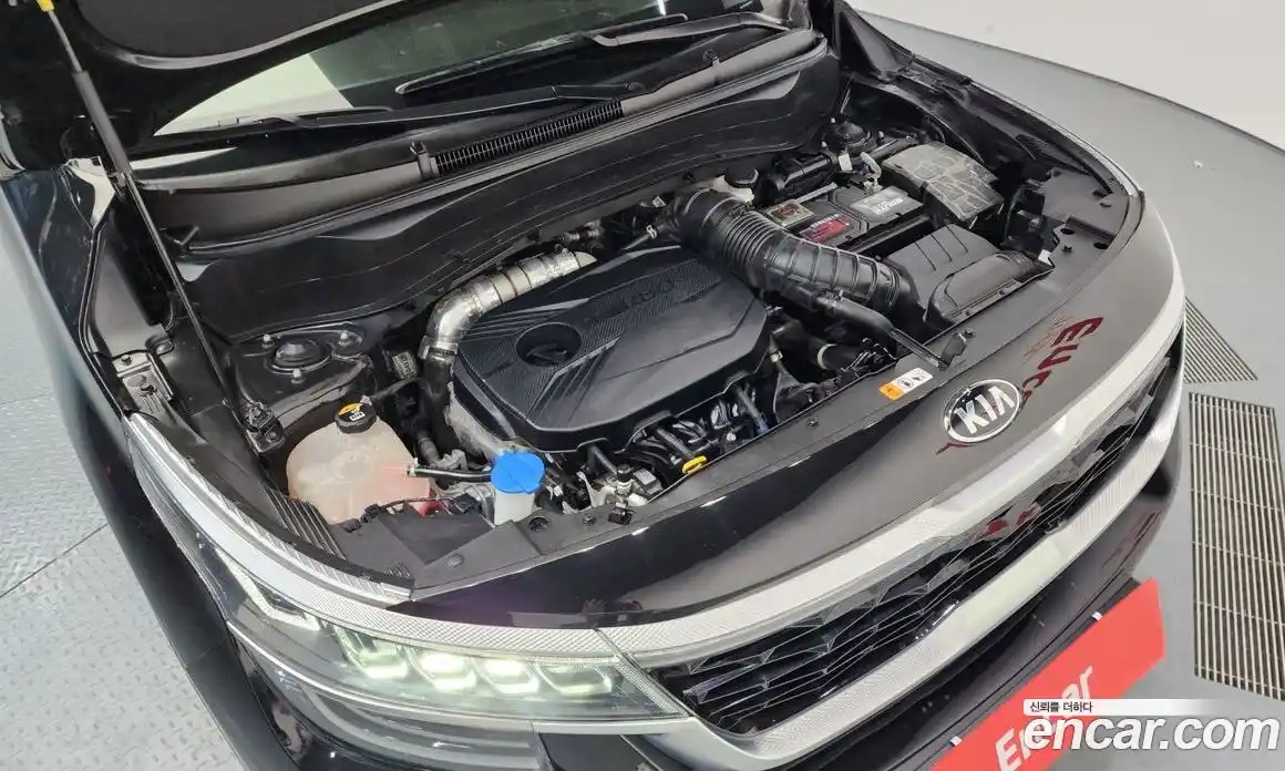 Kia Seltos 2021 1.6 автомат (гидро), фото 6