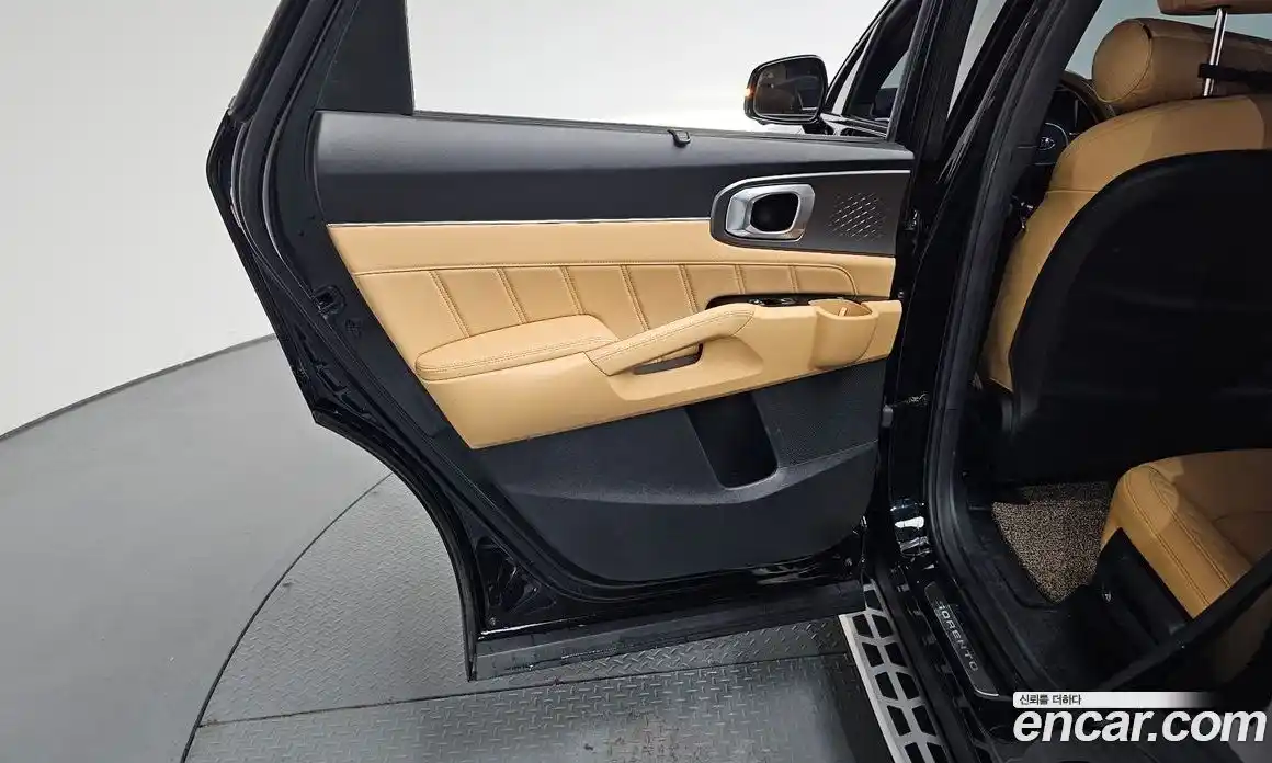 Kia Sorento 2021 1.6 автомат (гидро), фото 14