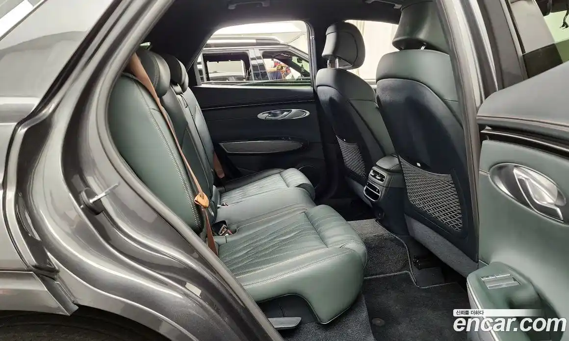 Genesis GV70 2021 2.5 автомат (гидро), фото 17