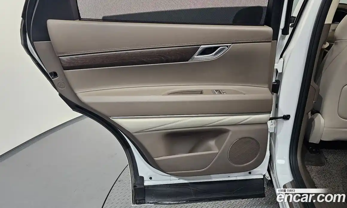Genesis GV80 2022 2.5 автомат (гидро), фото 15