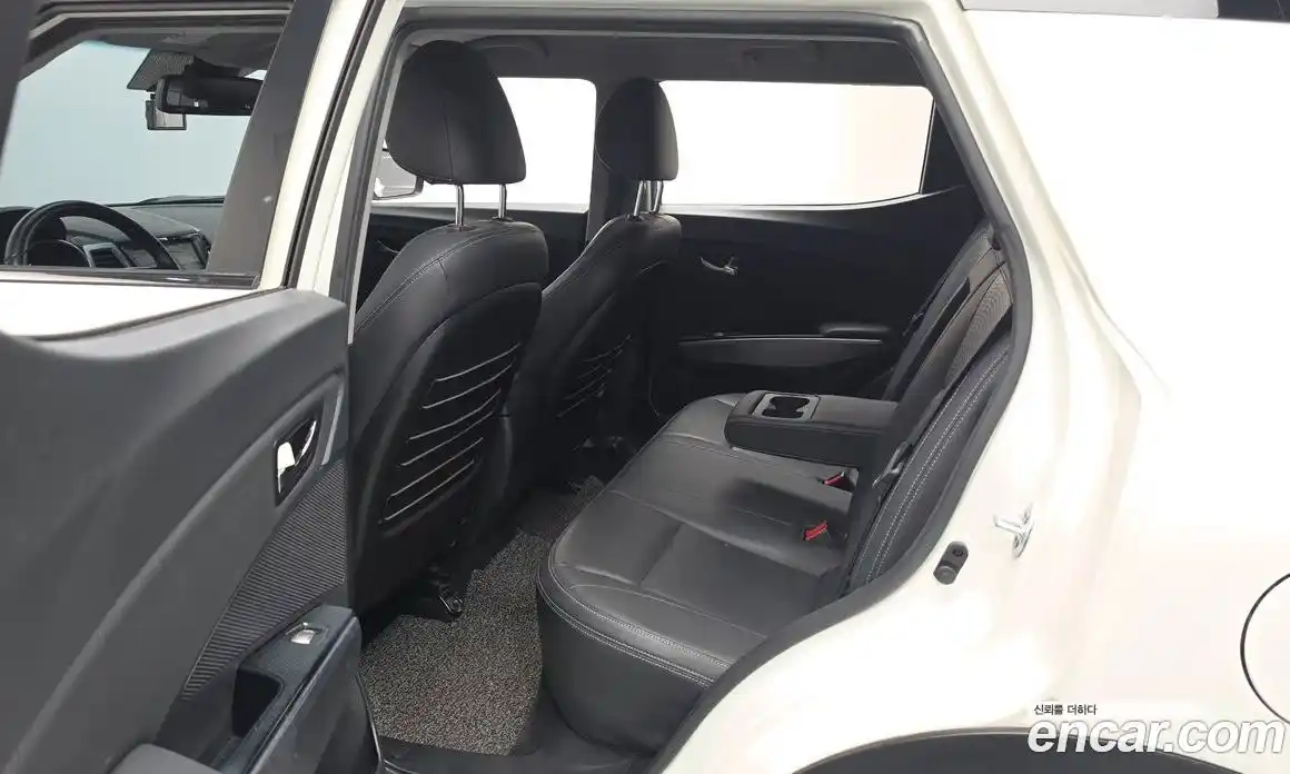 SsangYong TIBOLI 2017 1.6 автомат (гидро), фото 11